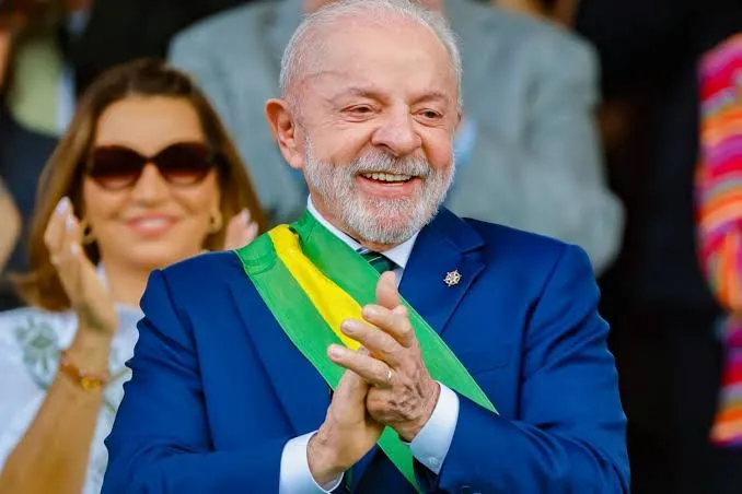 Lula pede prorrogação de votação em cidades com falhas no transporte